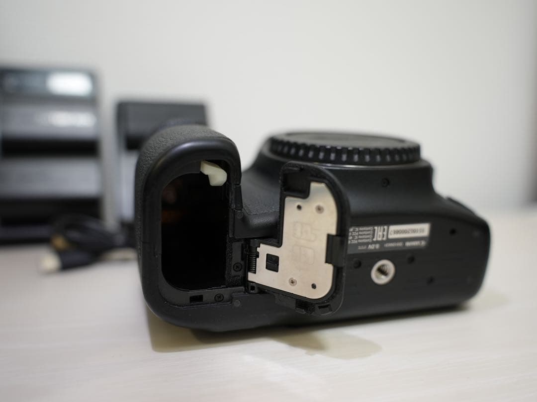 Canon EOS 6D MARK2ボディ