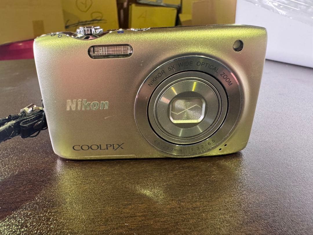 s841 Nikon COOLPIX S3100 デジタルカメラ 1400万画素