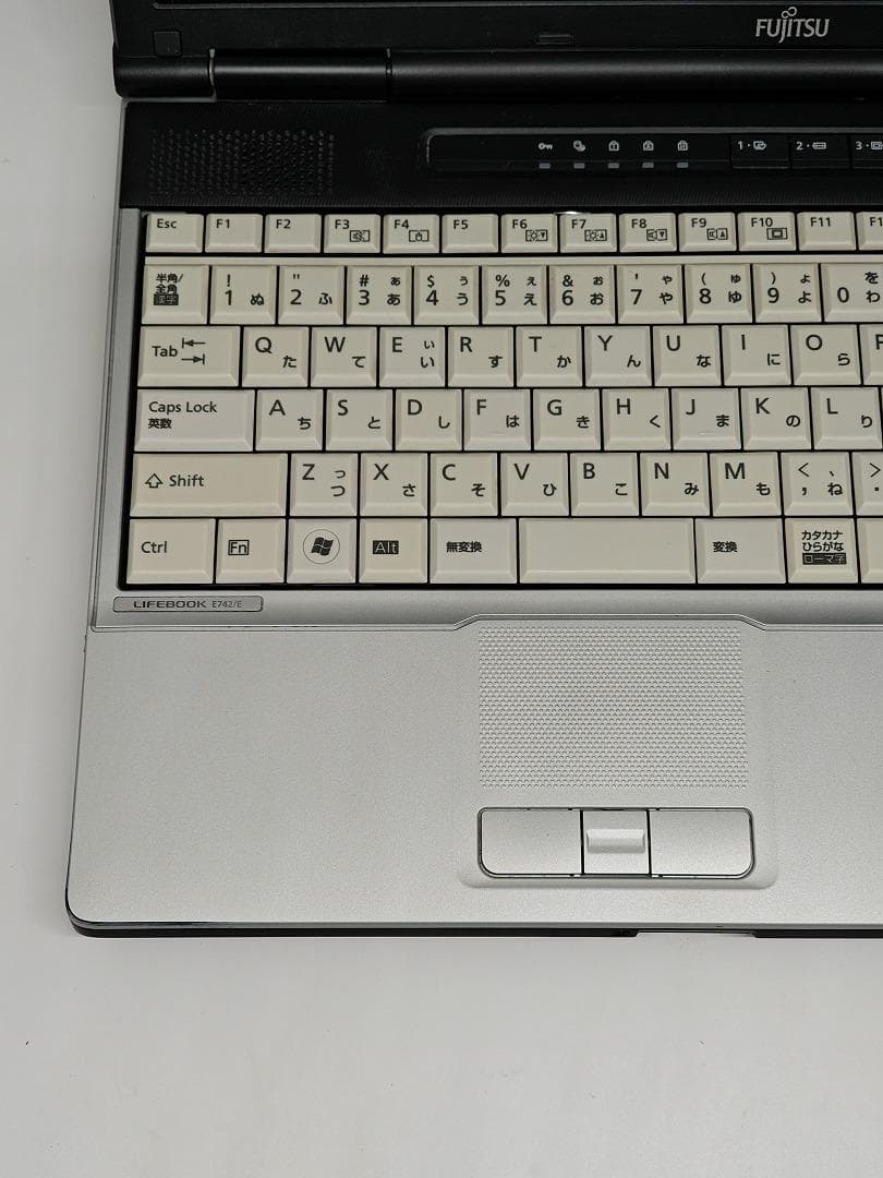 【FUJITSU】爆速 Core i7/新品SSD128GBノートパソコン　E7