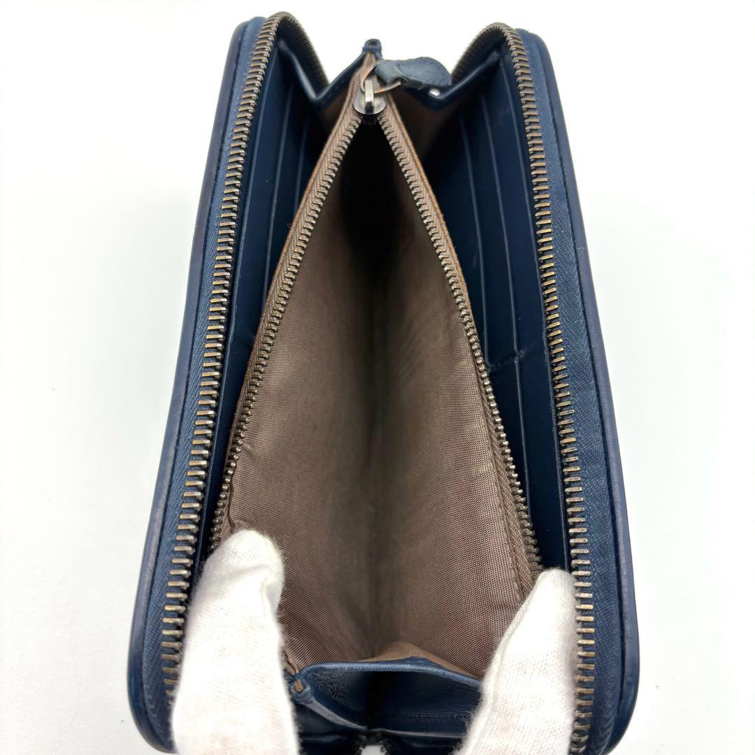 【美品】BOTTEGA　長財布　ラウンドジップ　ネイビー　青系　イントレチャート