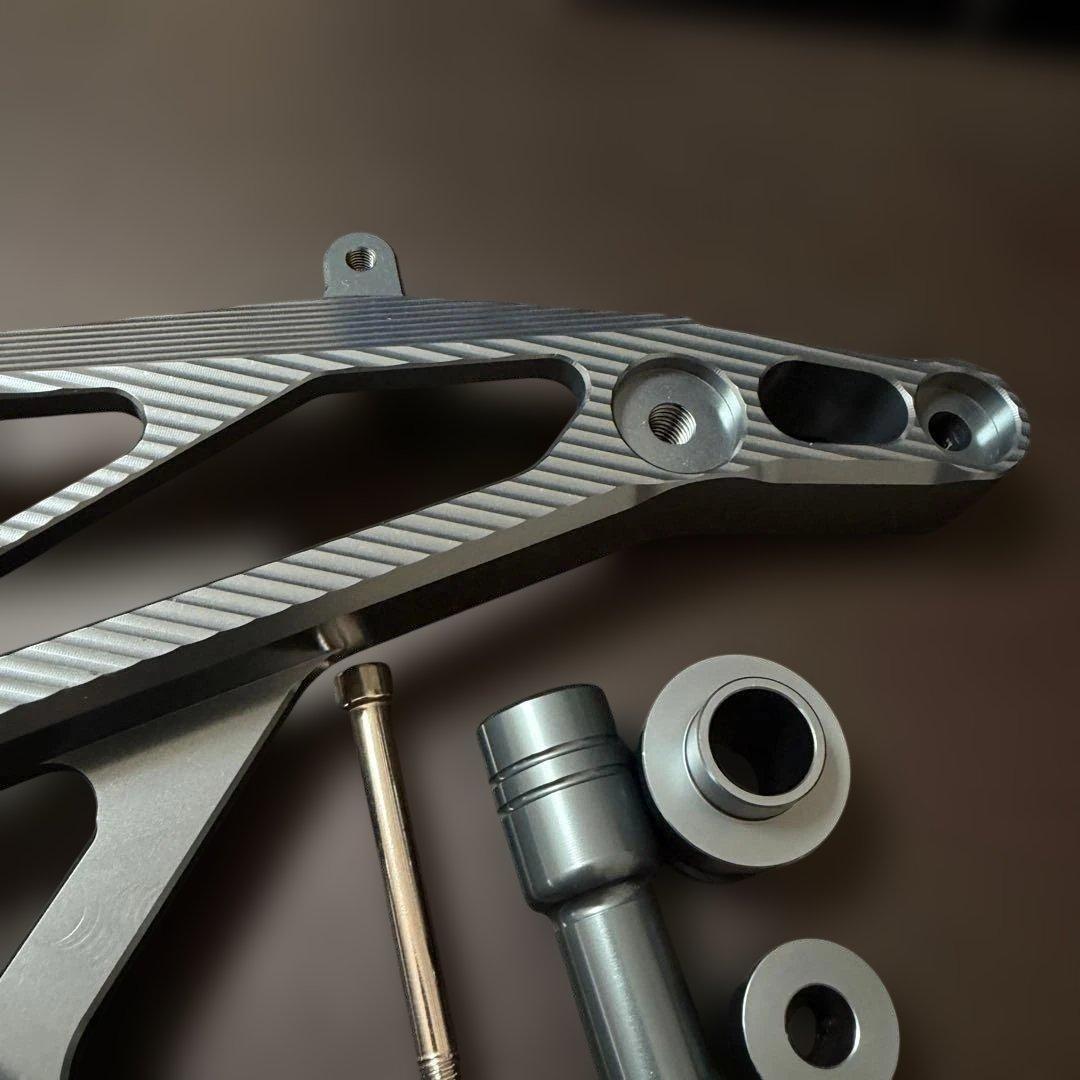 シグナスX　2型 3型用 社外スイングアーム