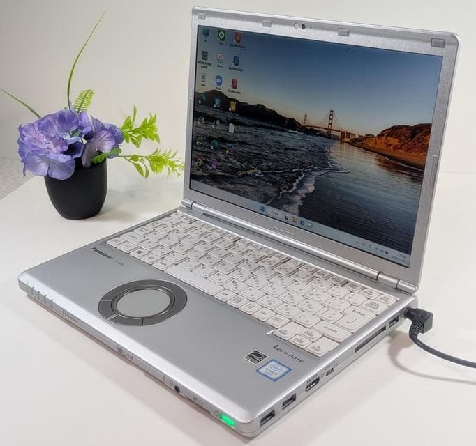 【美品】Win11✨WUXGA✨i5✨SSD240GB✨軽量✨小型ノートパソコン