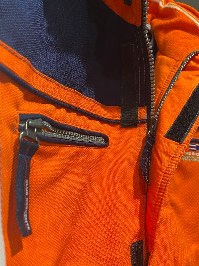 美品☆DESCENTE デサント スキーウェア　上下セット　上S 下SS