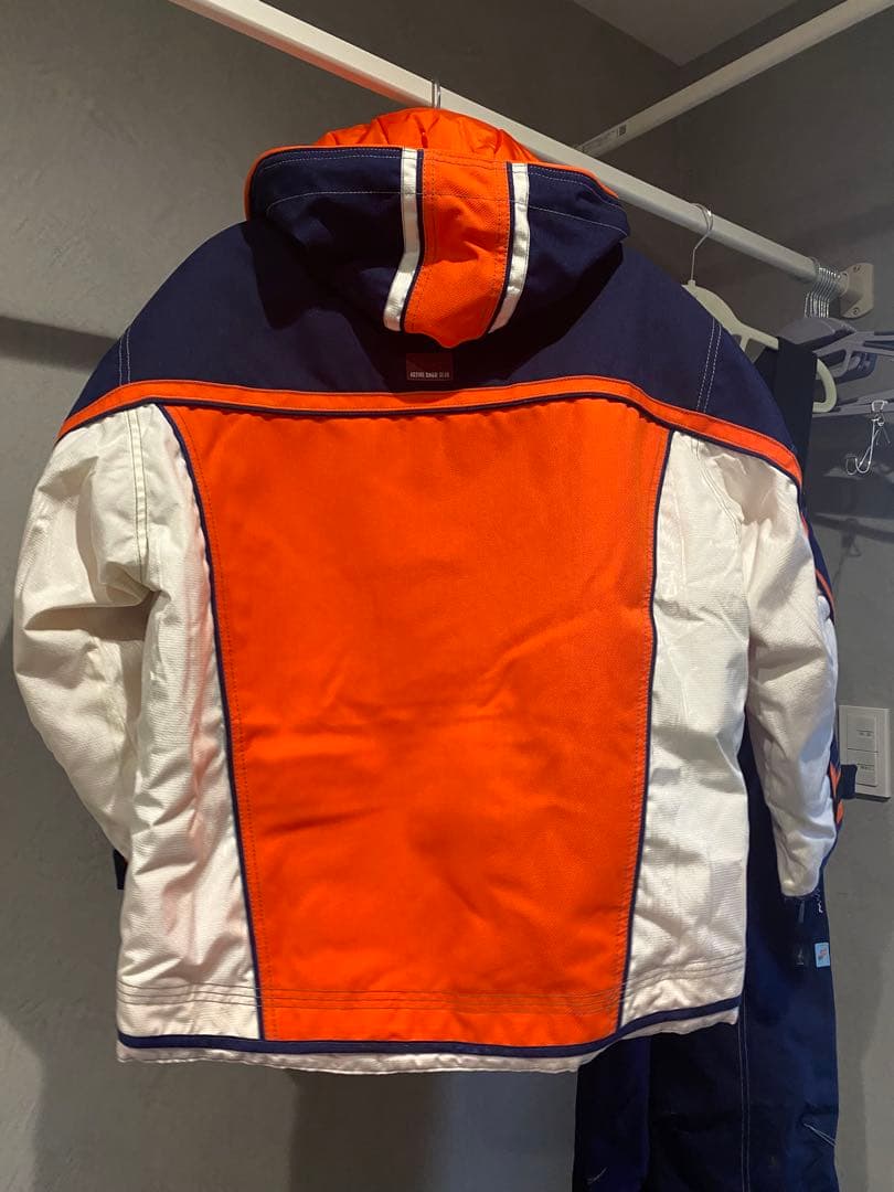 美品☆DESCENTE デサント スキーウェア　上下セット　上S 下SS