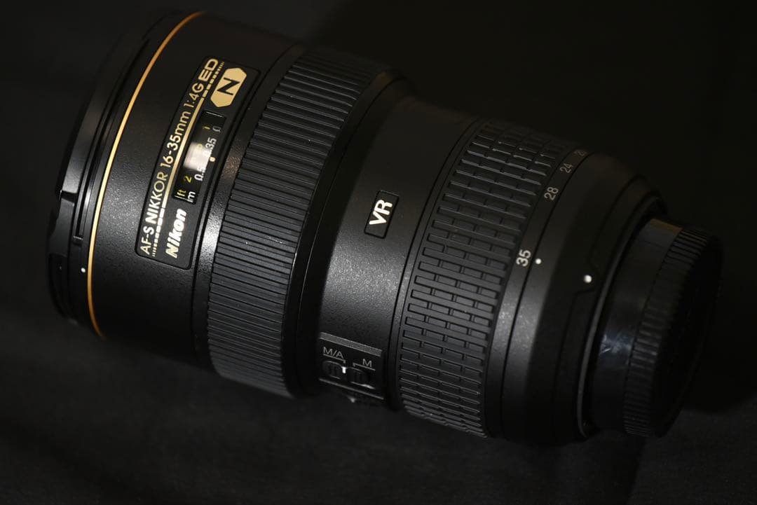 Nikon AF-S NIKKOR 16-35mm f4 VR 超美品 保湿庫