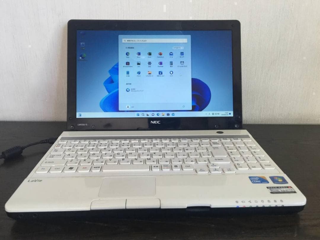 NEC LM750HS6W 13.3型液晶 コンパクト テンキ付きノートパソコン