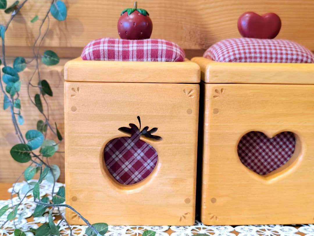 ⭐アメリカンカントリー雑貨♥️りんご∗ハート∗いちごのミニキャニスター３個セット