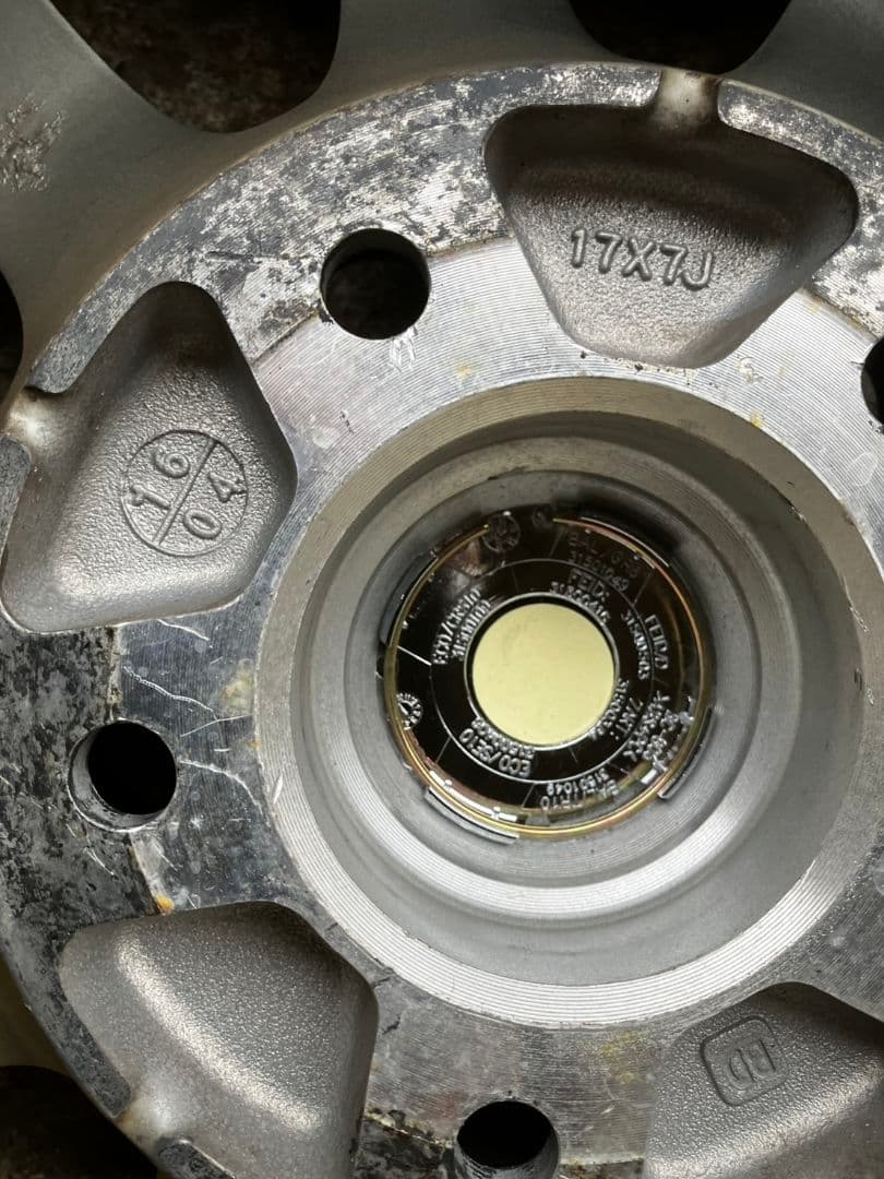 tnn21。 スタッドレス225／65 R 17 ホイールセット