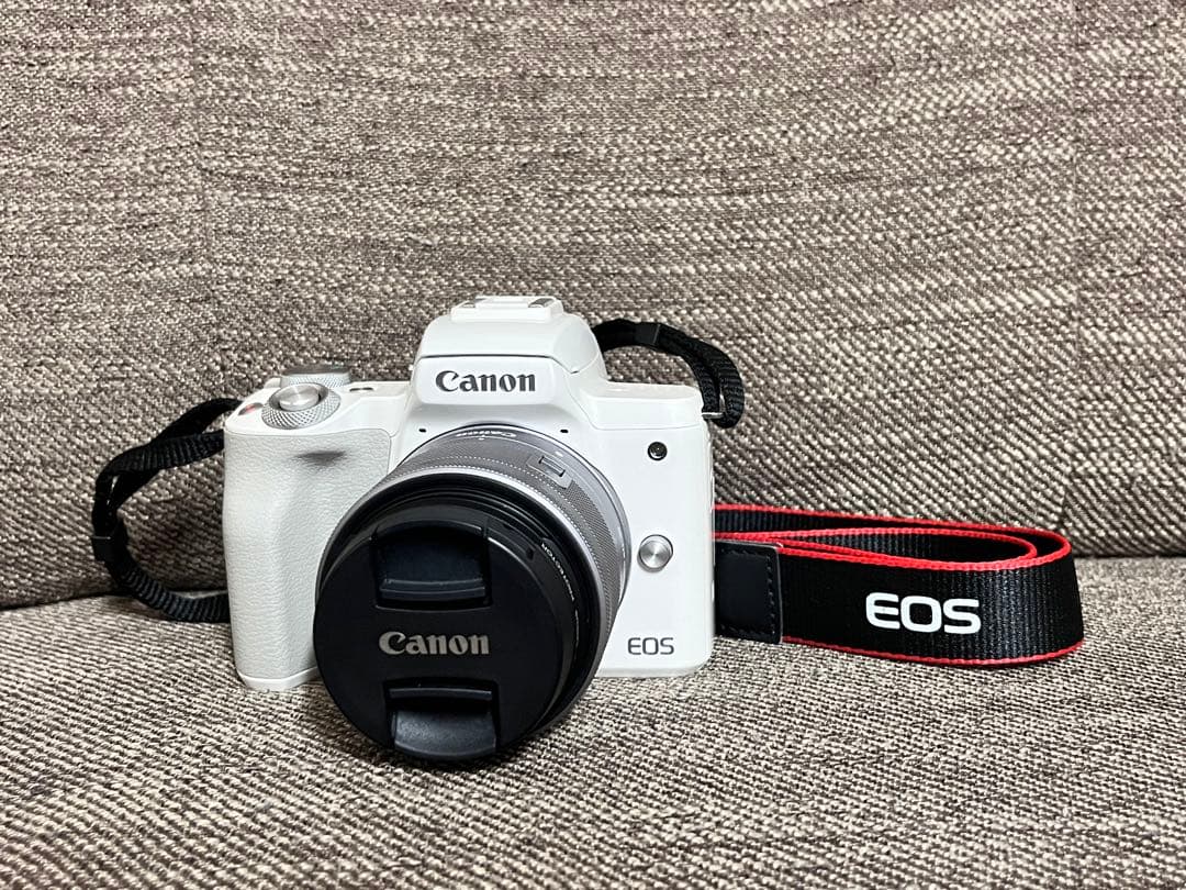 Canon ミラーレスカメラ【EOS Kiss M】