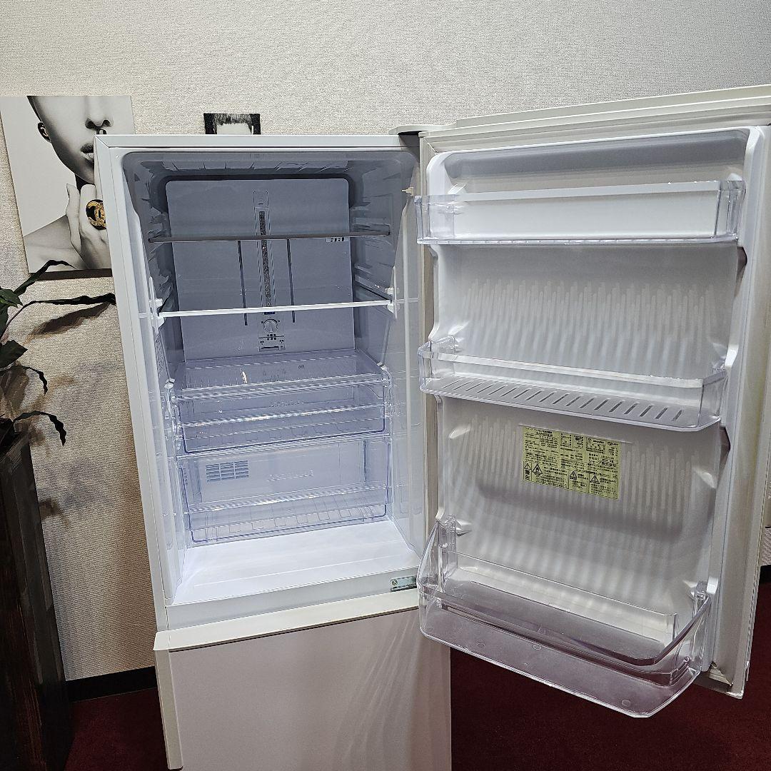 ホワイト 2ドア冷凍庫 シャープ•プラズマクラスター SHARP