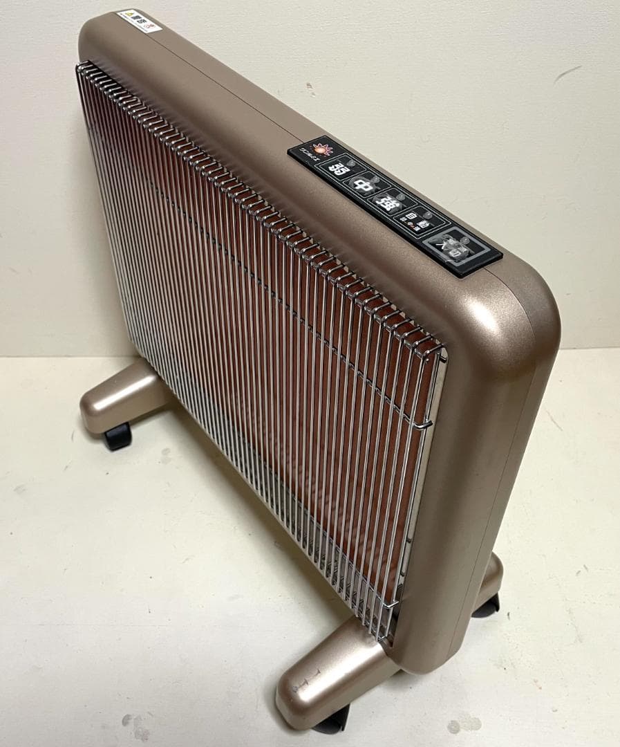 サンルミエ・クラセラ7 遠赤外線暖房器 N700L-GR パネルヒーター①