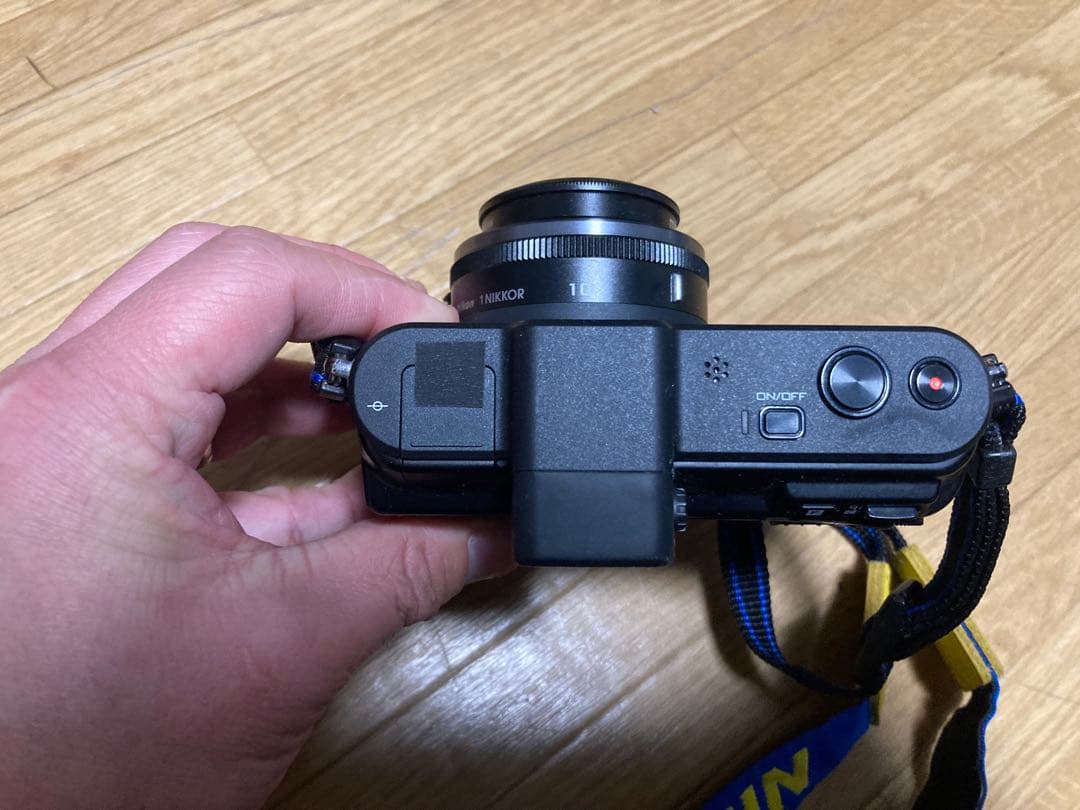 デジタルカメラ Nikon V1