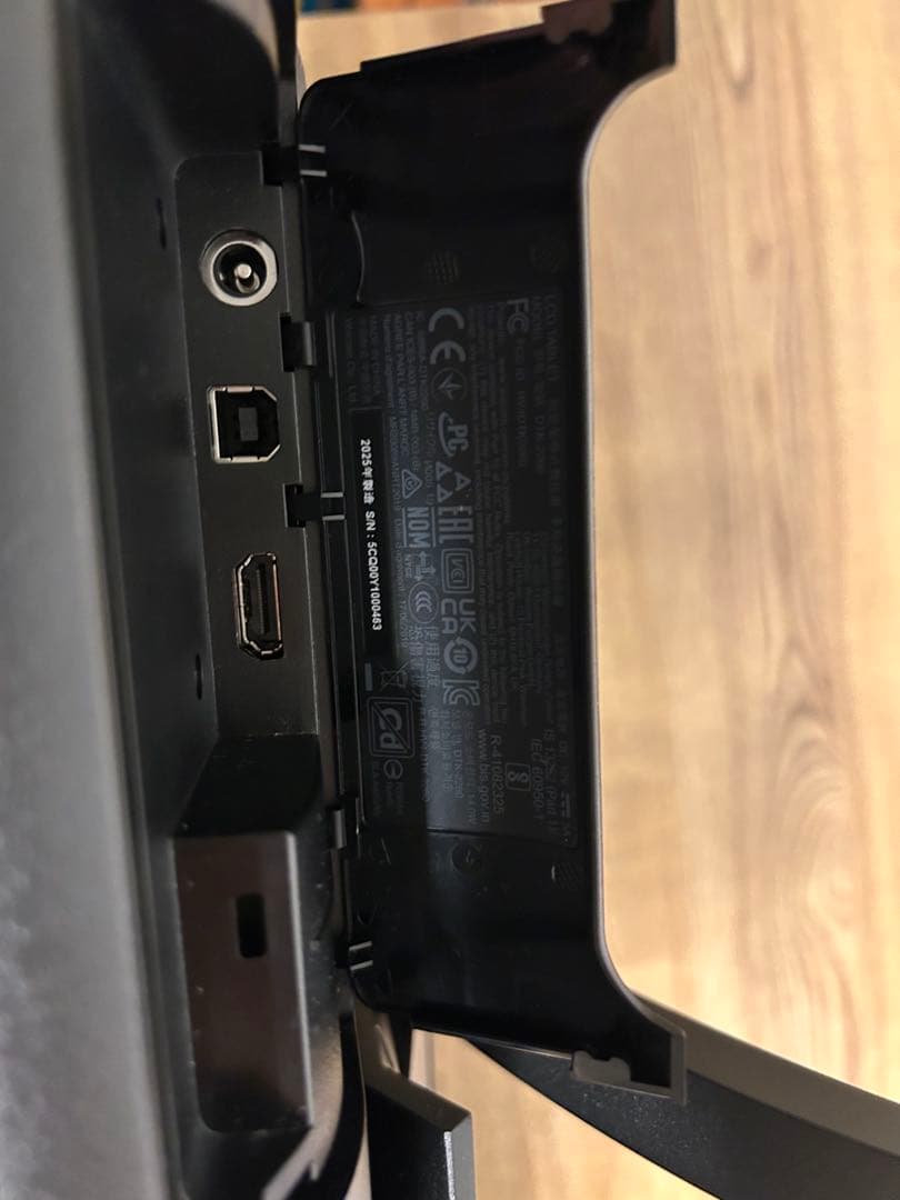 液タブ・ペンタブ Wacom Cintiq22(DTK2260K0D)