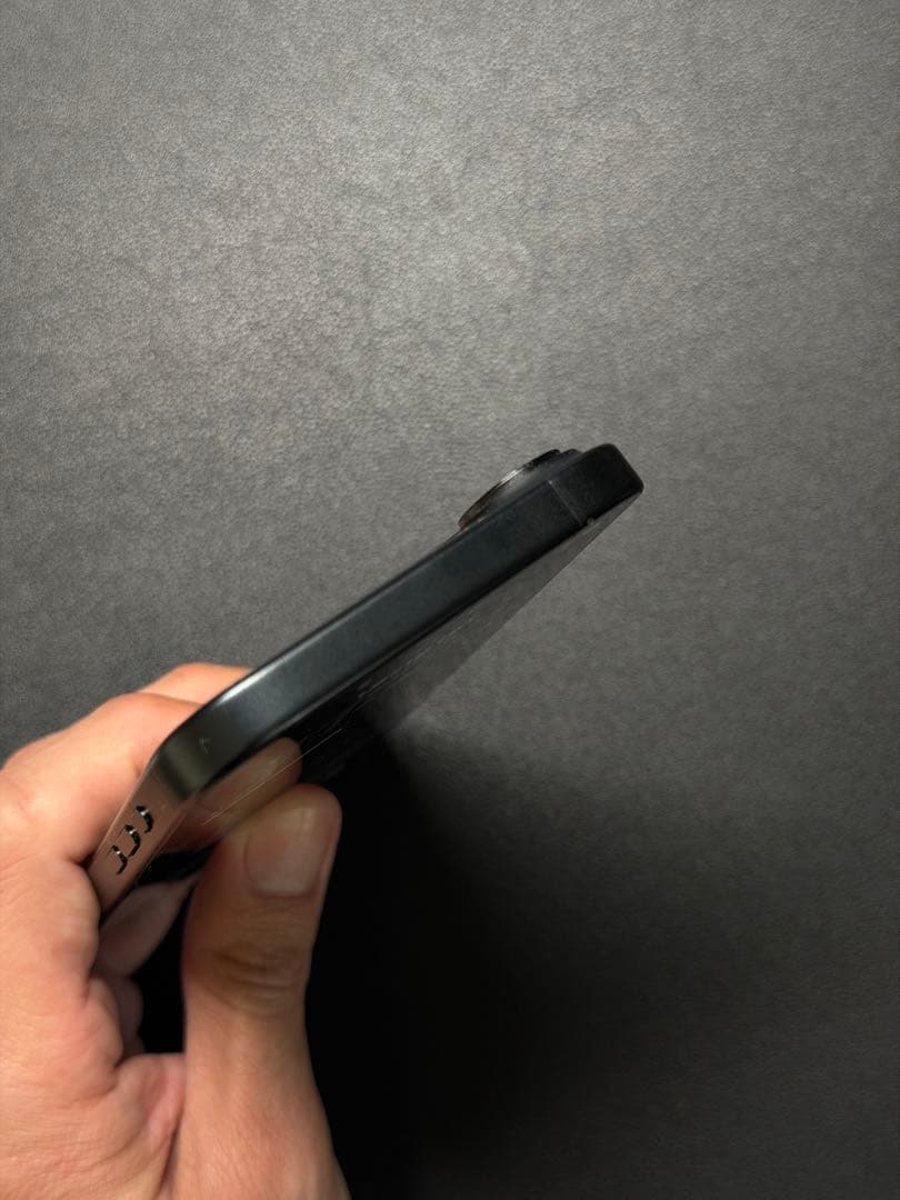 Apple iPhone16 ブラック 128GB