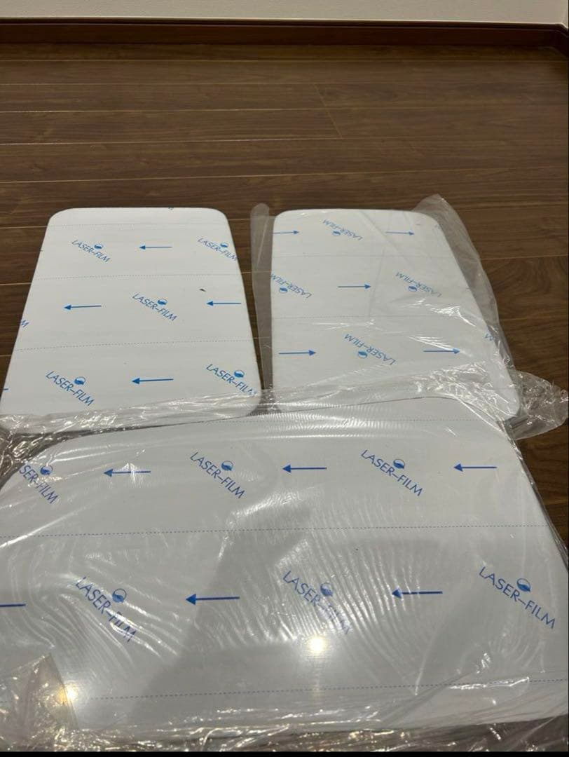 ギガ 安全窓　寝台窓 ベッド窓 ウロコ レトロ デコトラ　いすゞ　フォワード