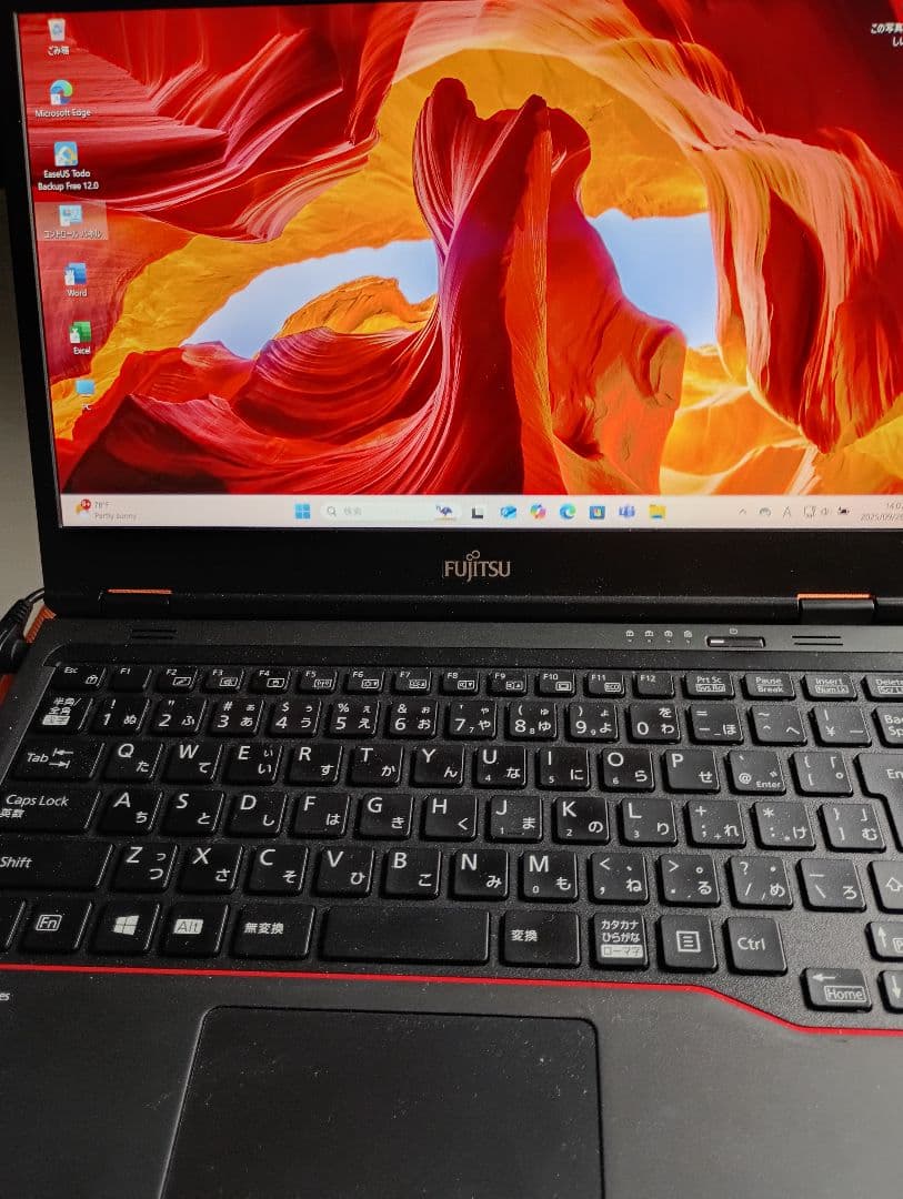 富士通ノートU7311/FX,i5第11世代 windows11office21