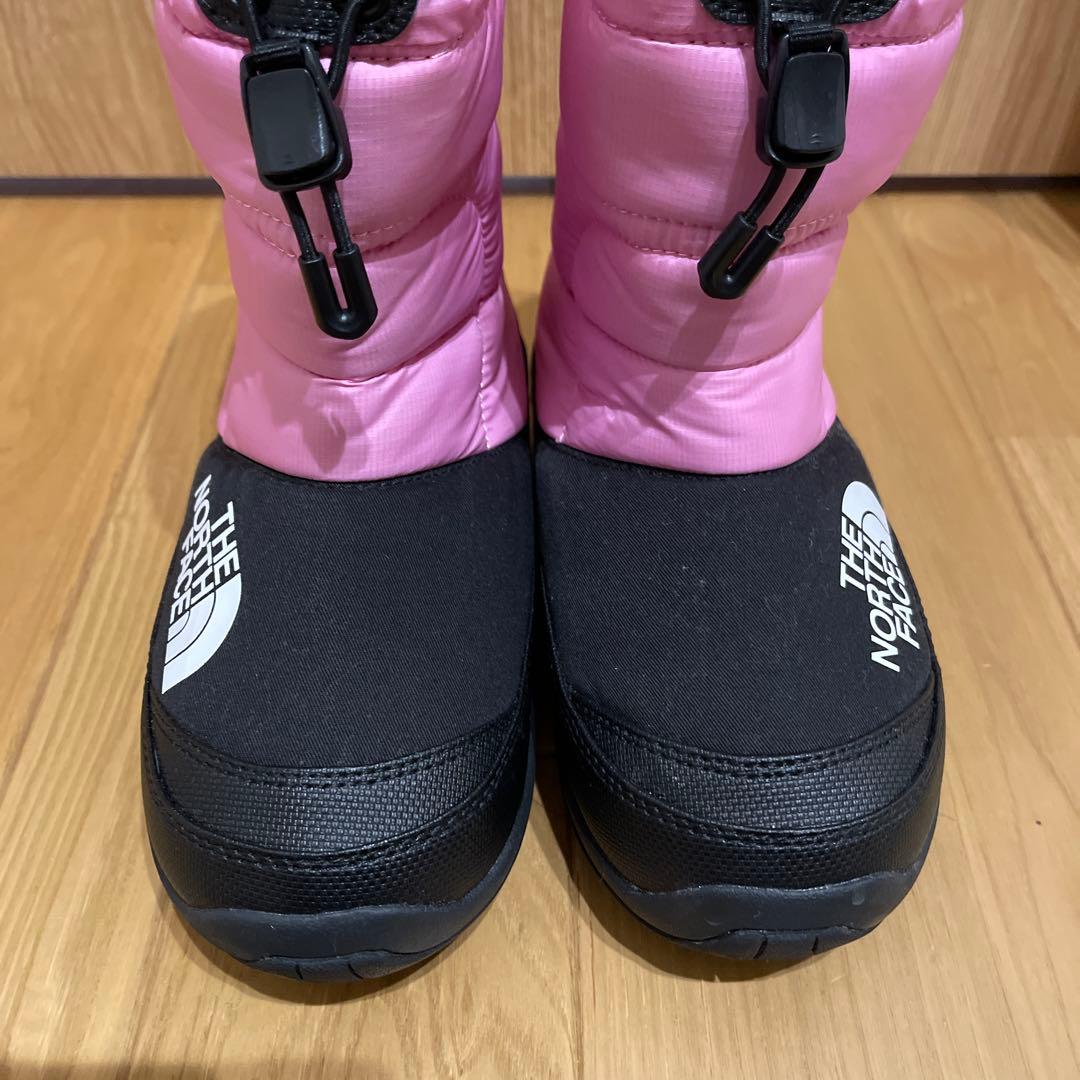 未使用　ノースフェイス　キッズブーツ ピンク　22センチNFJ52288