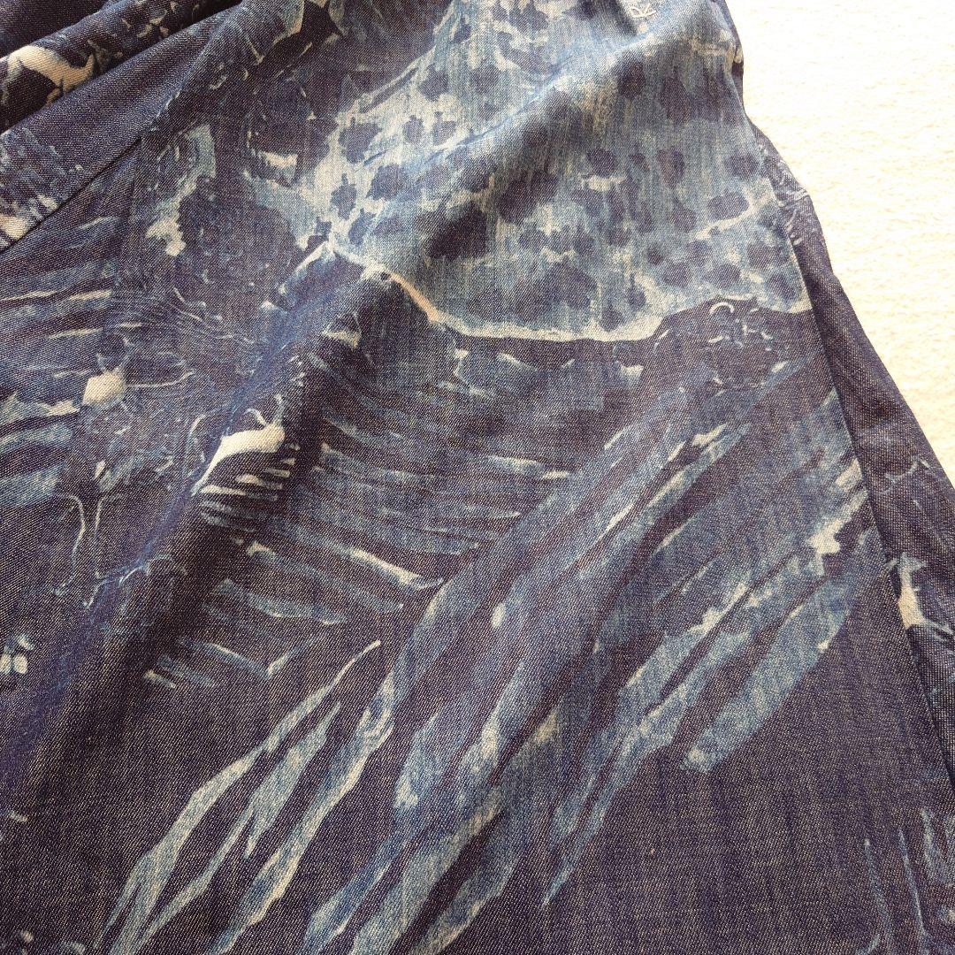 45Ｒ ワンダーランドプリントのスカート（インディゴ）45rpm