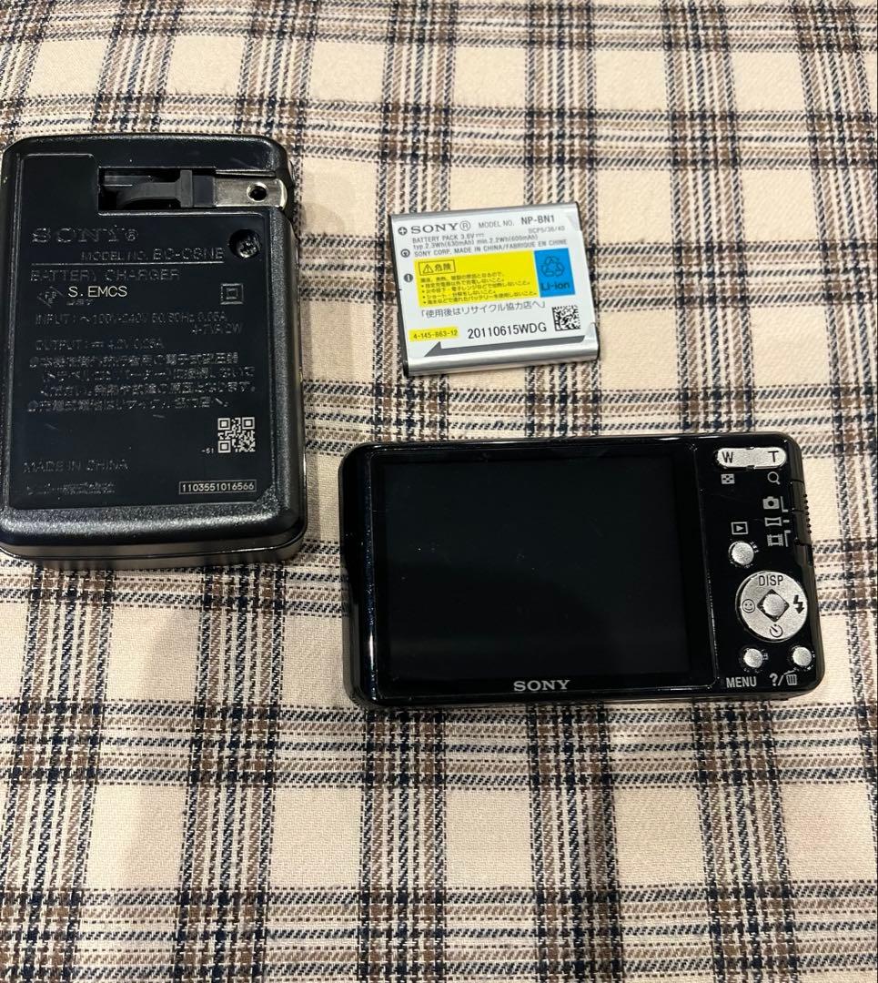 デジカメ　SONY サイバーショット　DSC-W570