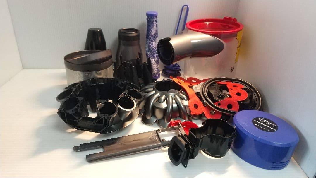 ダイソン掃除機V8 9点セット
