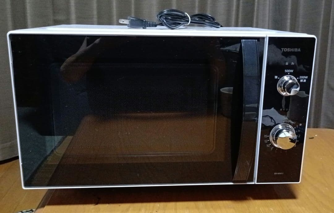 東芝電子レンジER-WM17(W)2023年製