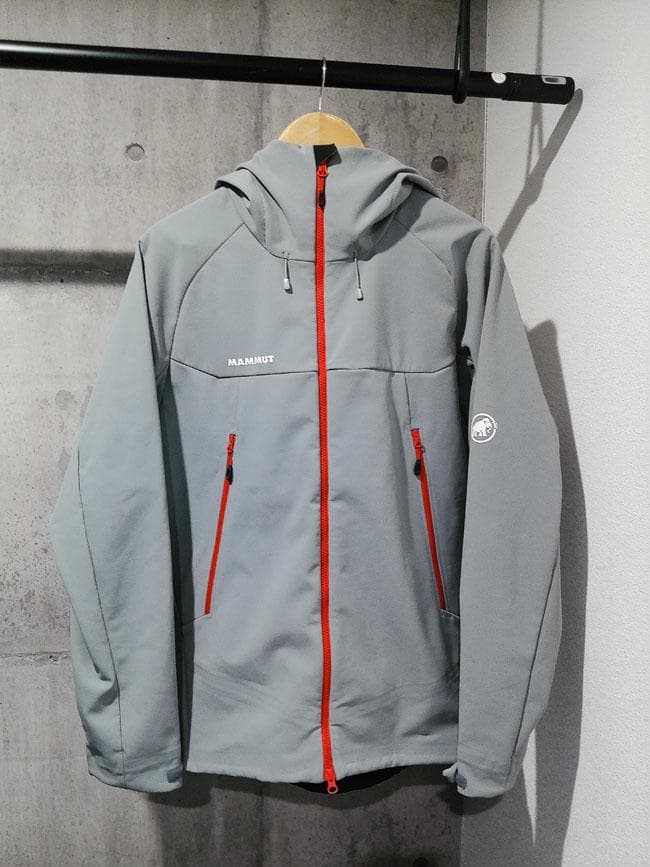 美品24FWマムート ウィンターフィールド ソフトシェルフード ジャケット2XL