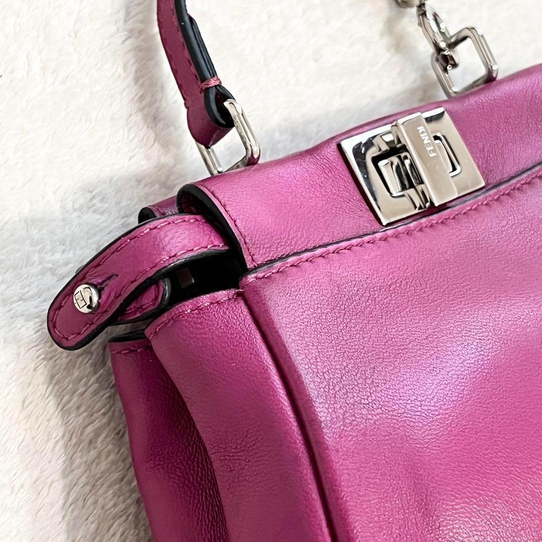 フェンディ　マイクロピーカブー 2wayハンドバッグ ショルダー　ピンク