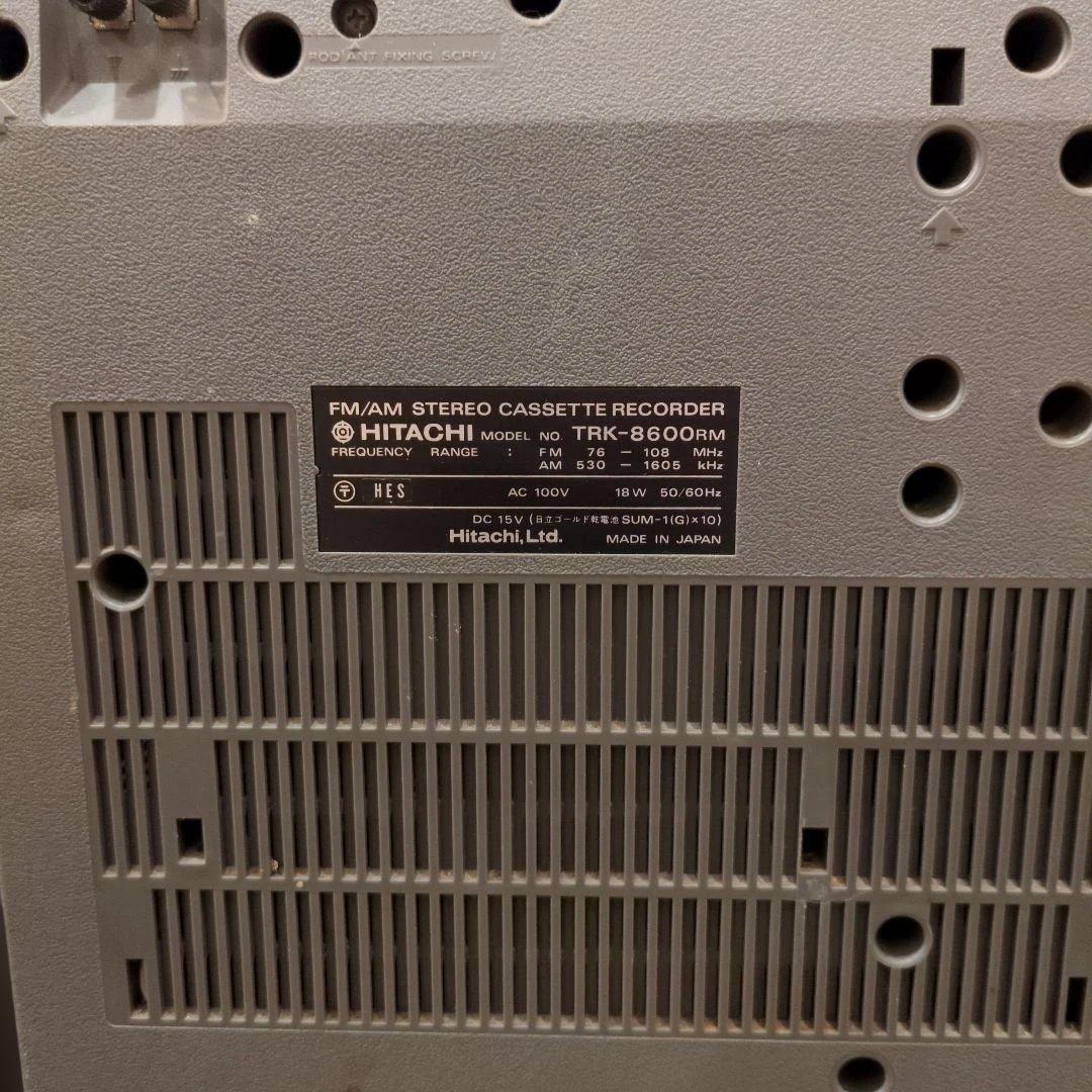 名機　日立 TRK-8600 RMラジオ・カセットレコーダー