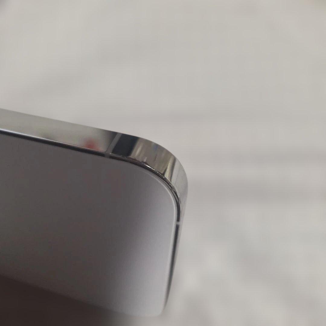 iPhone14 プロ 256GB シルバー(白) バッテリー 87％