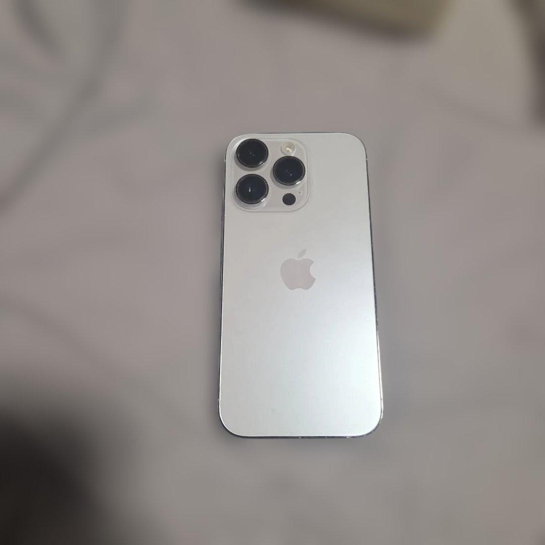 iPhone14 プロ 256GB シルバー(白) バッテリー 87％