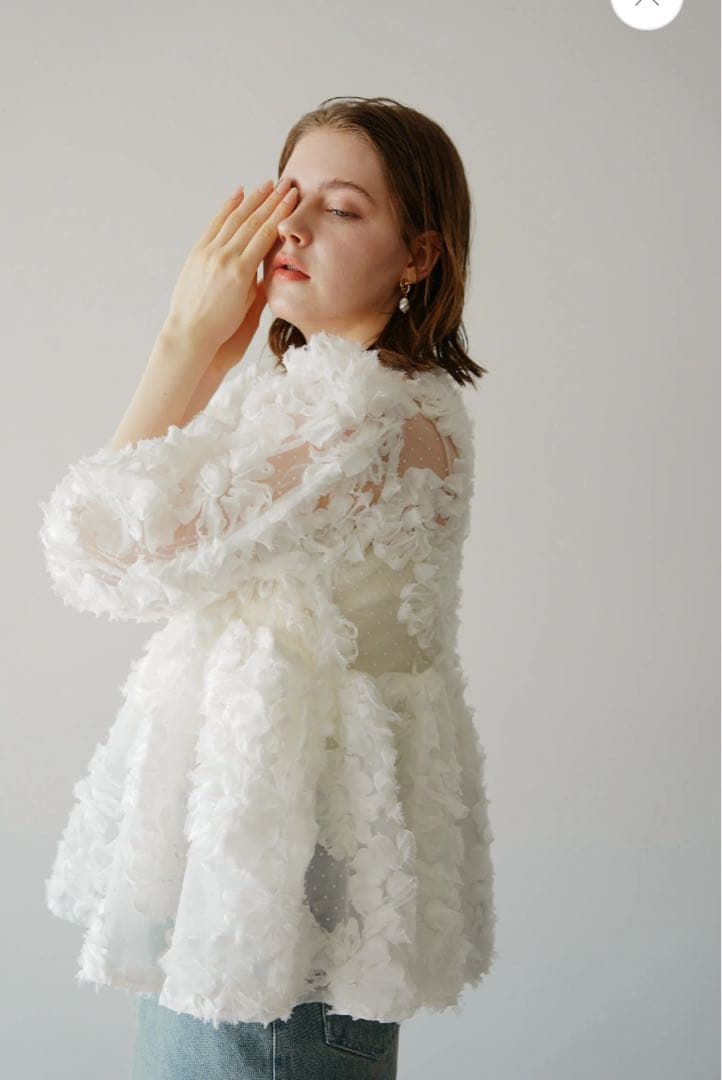 トップス Acka. flower peplum blouse / white