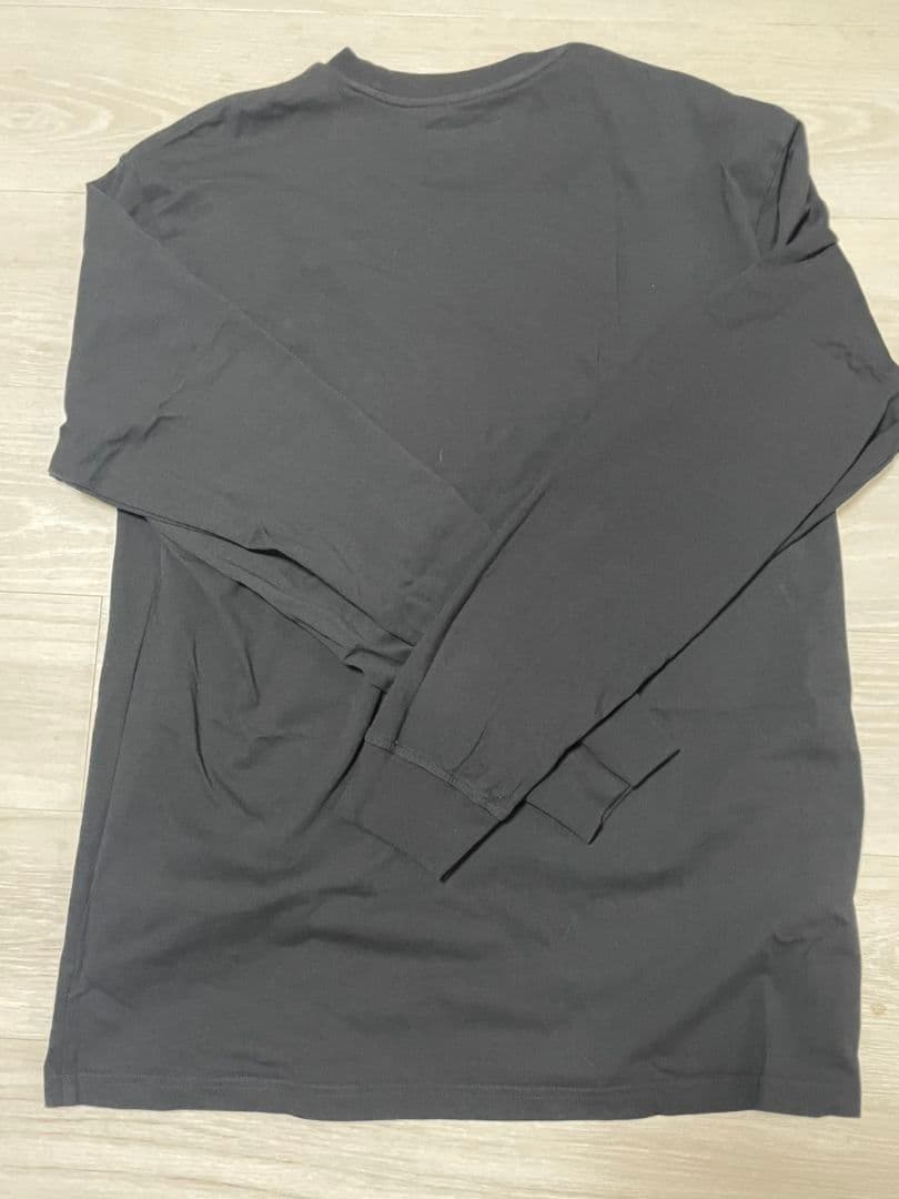 Supreme ブラック ロングTシャツスモールボックスロゴ