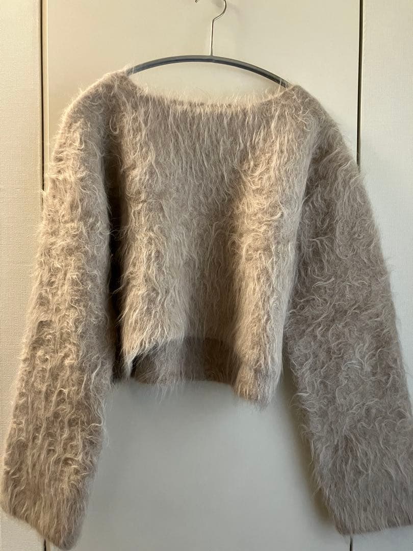 【美品】スリーアルパカ ショート丈 長袖ニット
