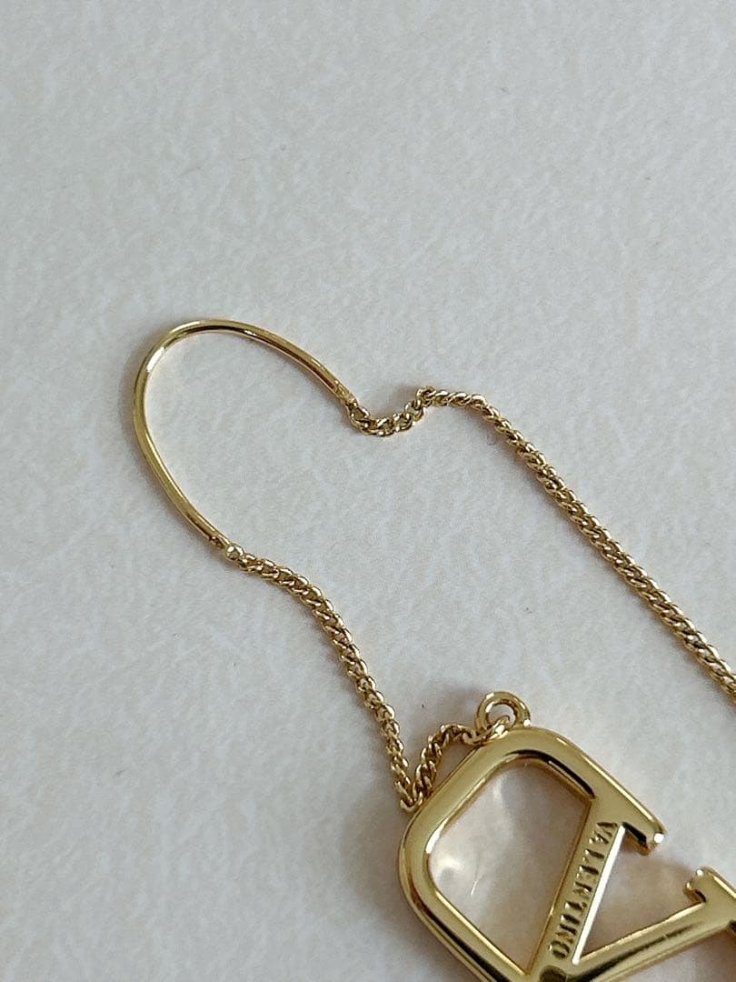 ヴァレンティノ チェーン ピアス 片耳