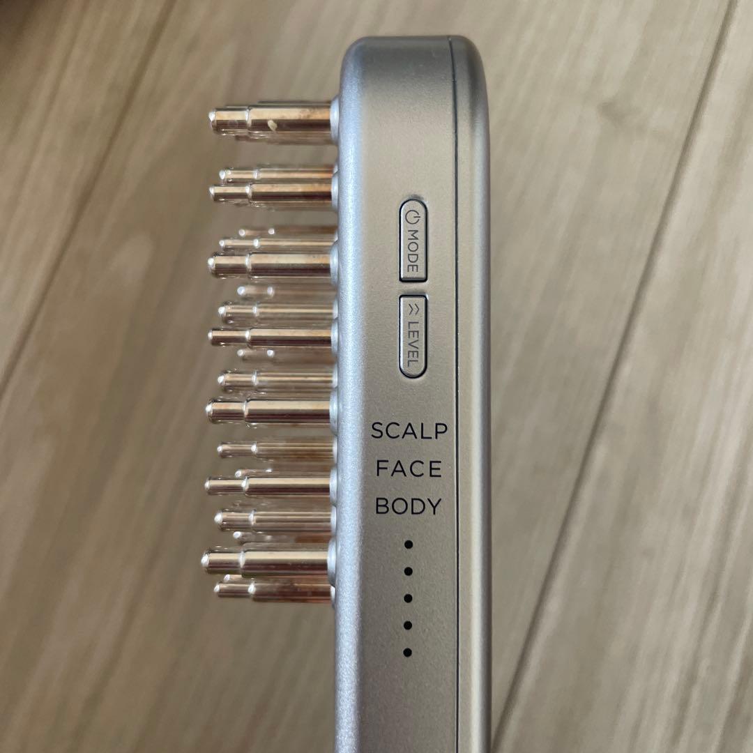 SALONIA EMSリフトブラシ 電気バリ　美顔器　小顔