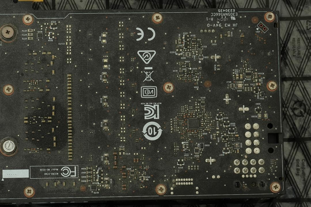 NVIDIA GeForce GTX 1070 8GB グラフィックボード