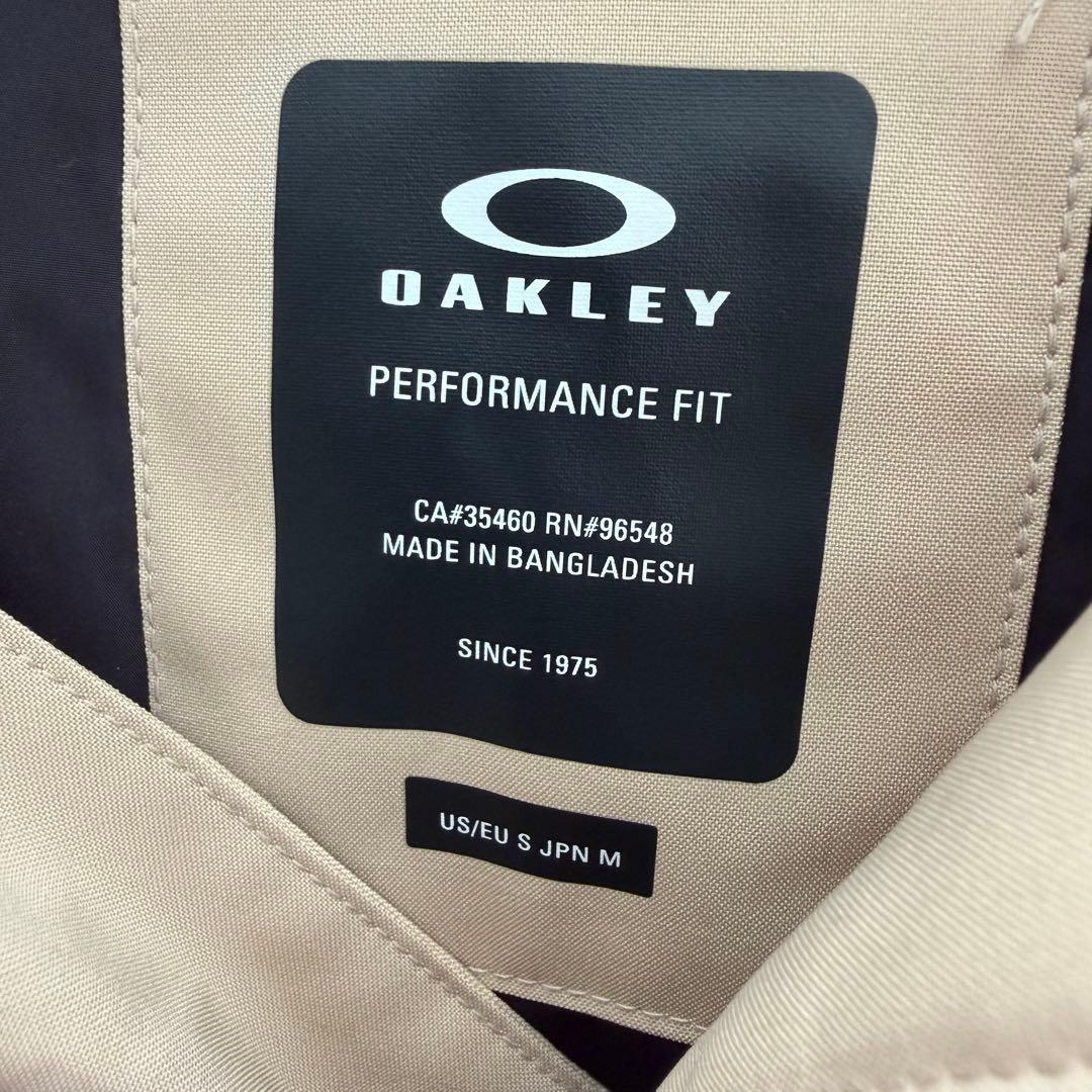 美品　Oakley スノーボードウェア アノラック　Mサイズ