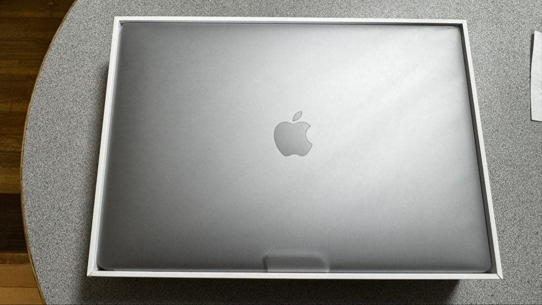 MacBook本体 Apple MacBook Air (M1, 2020) 16GB 512GB