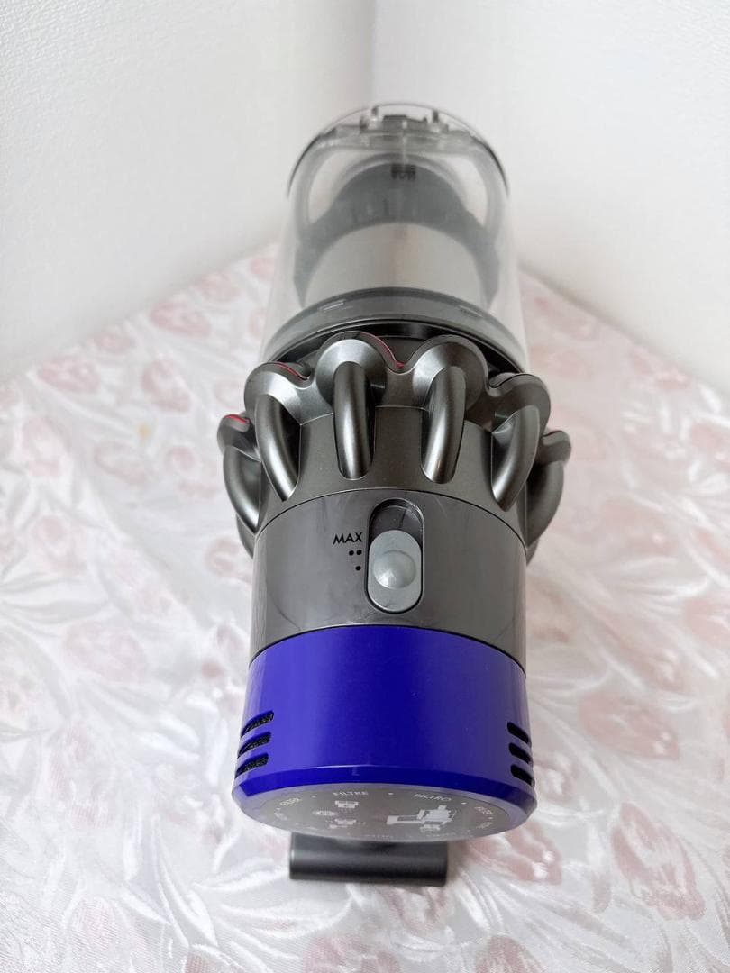 【分解洗浄済】267-ダイソン dyson v10 sv12 掃除機 作動品