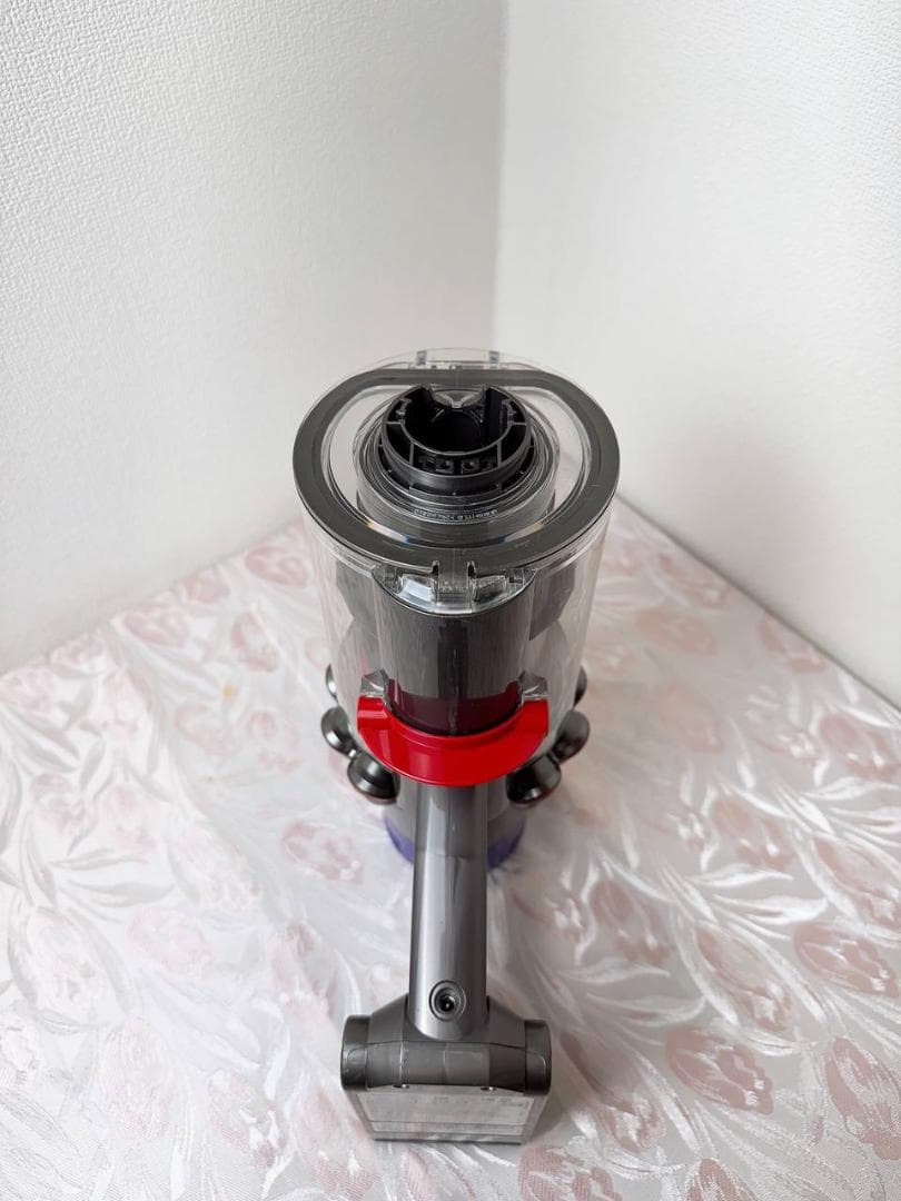 【分解洗浄済】267-ダイソン dyson v10 sv12 掃除機 作動品