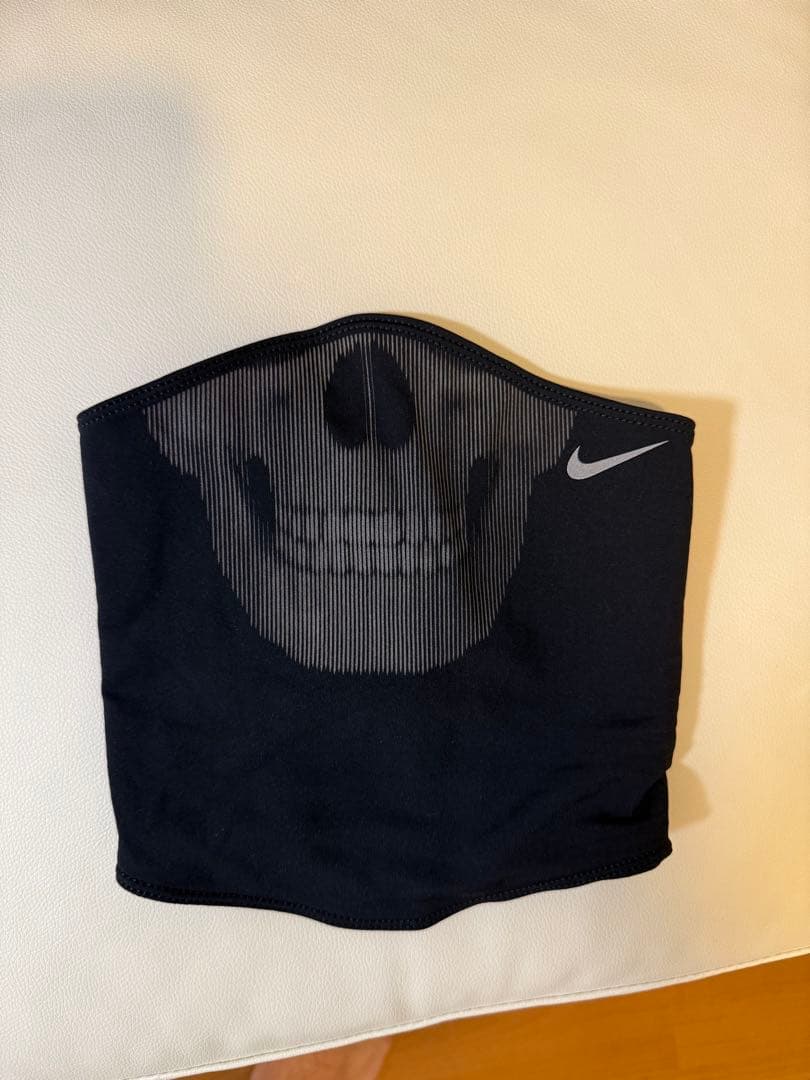 ナイキ クルー サーマフィットネックウォーマー　スカルマスク