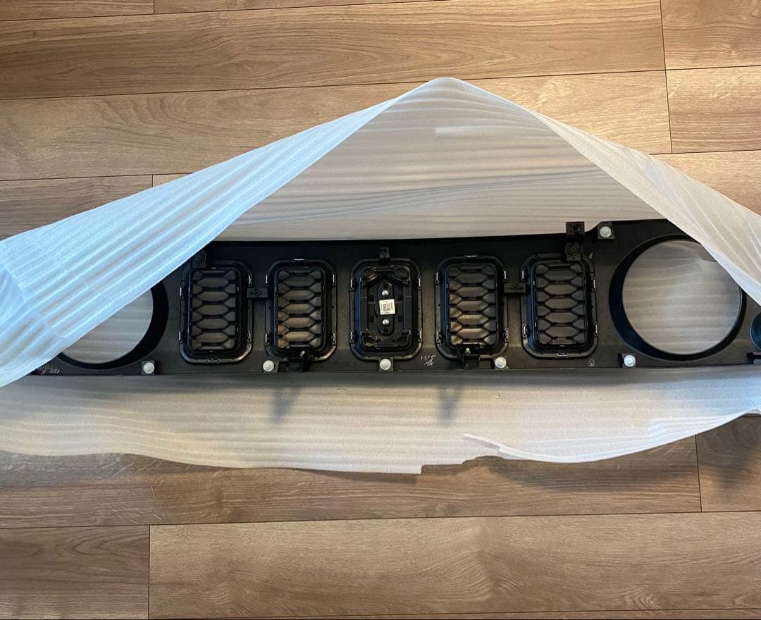 ジムニー ノマド 純正 フロントグリル