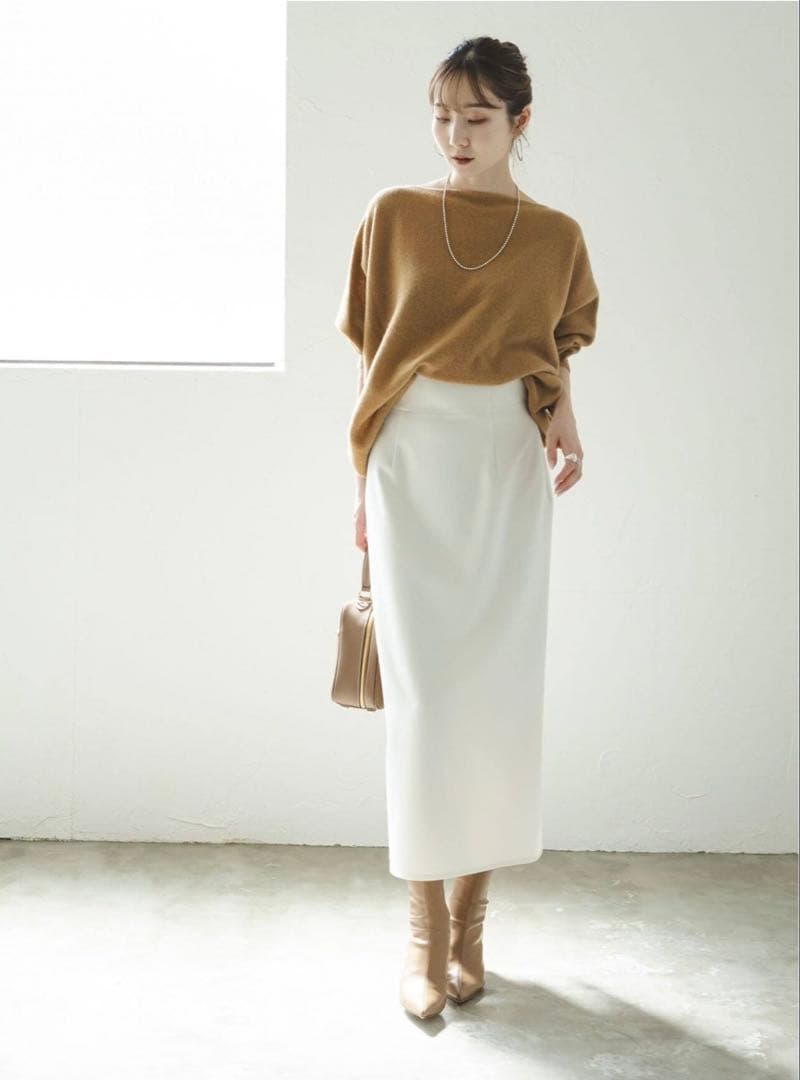 ノーブル　ジャージーライクカラータイトスカート ホワイト　38