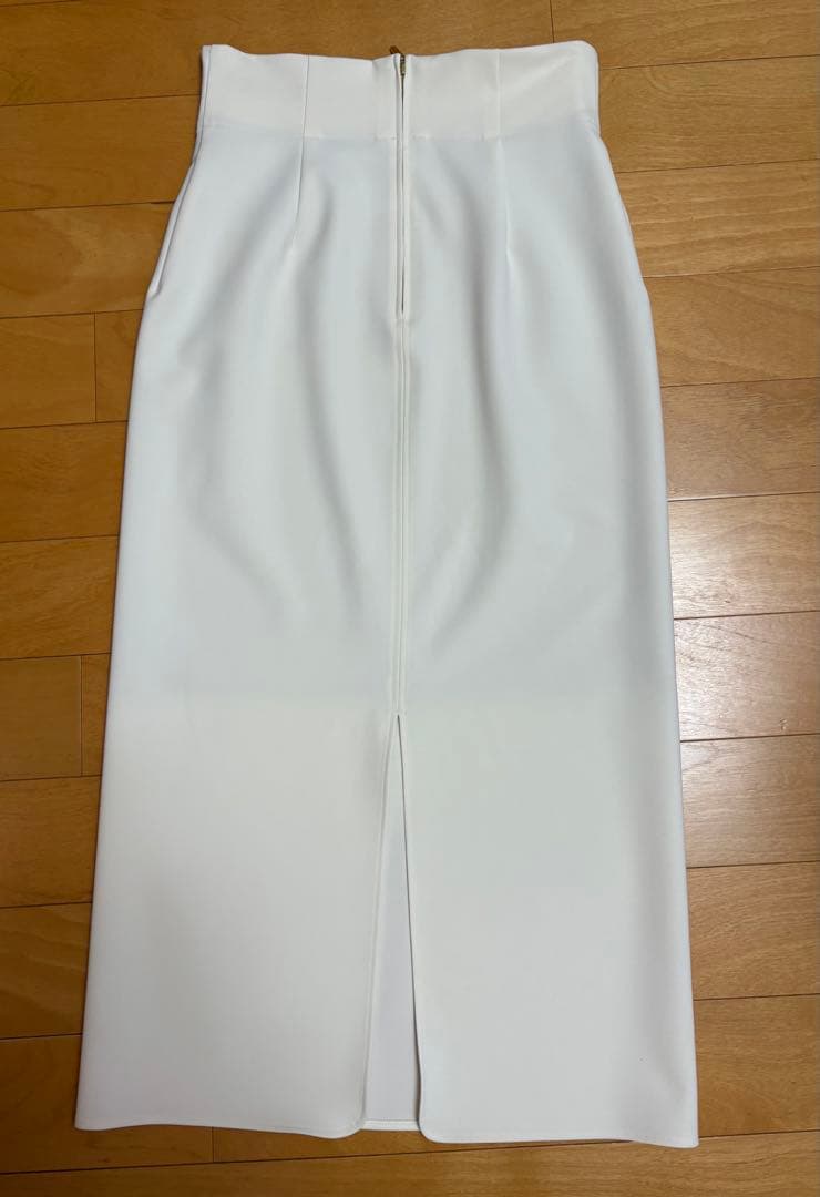 ノーブル　ジャージーライクカラータイトスカート ホワイト　38