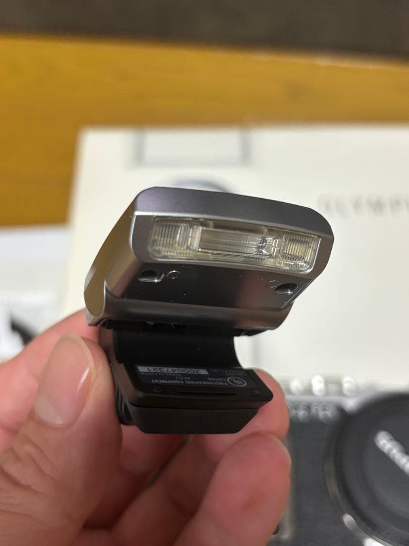 OLYMPUS PEN E-PL8 ミラーレス一眼 本体