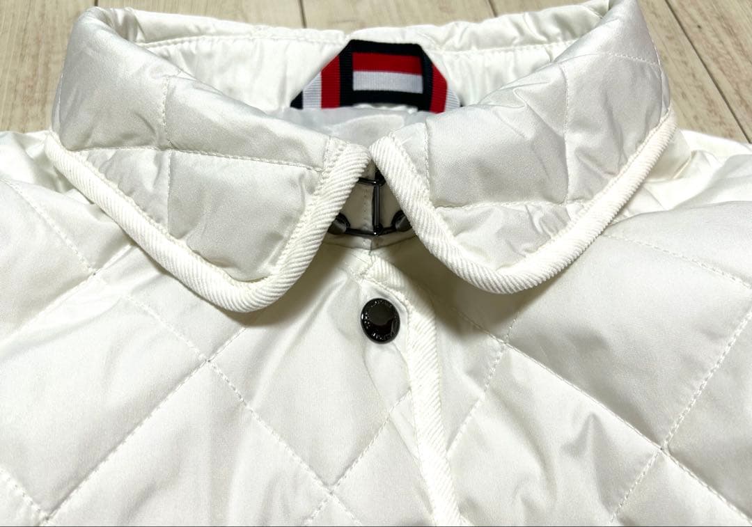 新品   ダウンジャケット レディース