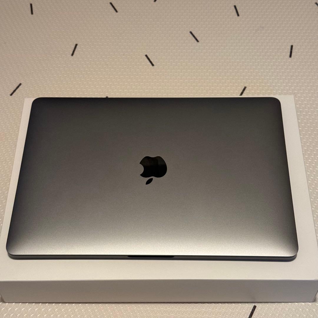 MacBookPro 2022 M2 16GB SSD256 スペースグレー