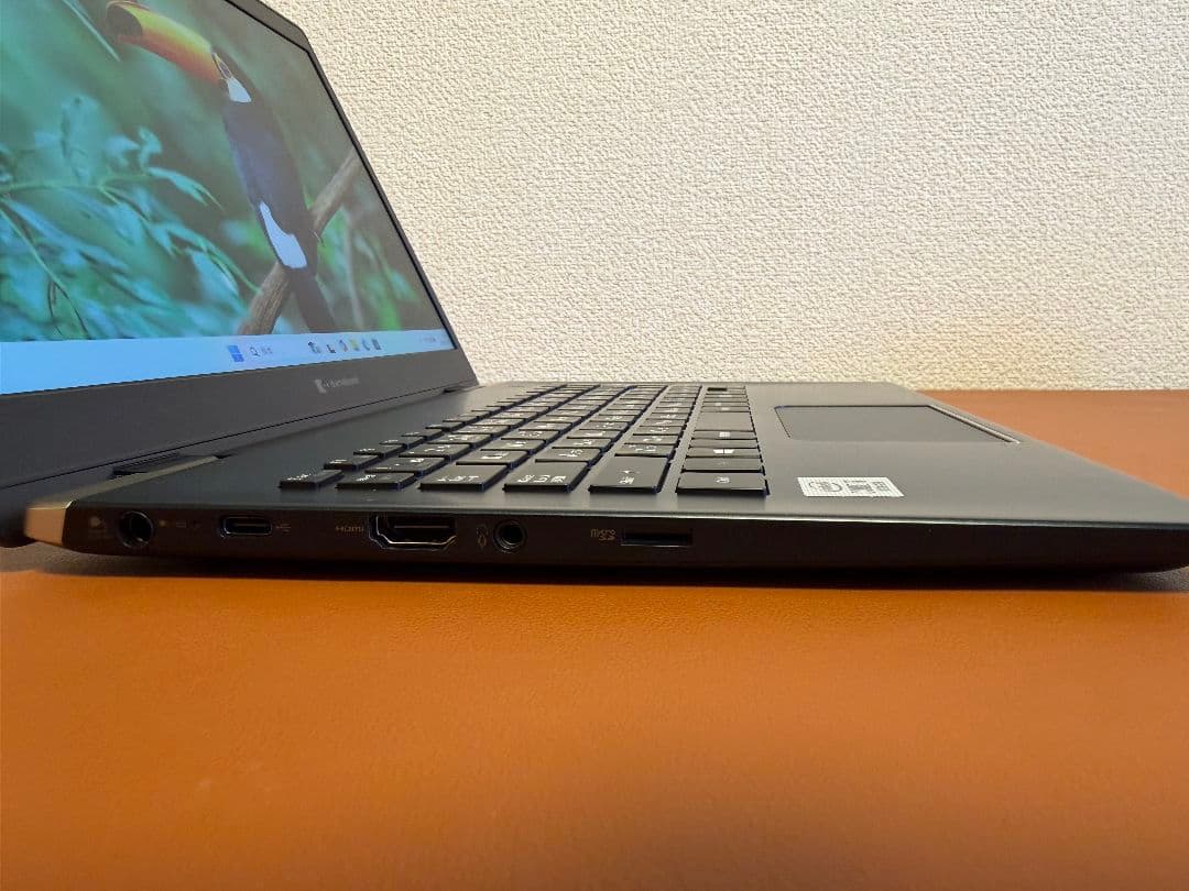 美品dynabook G83/FP i7-10510u 16g-512g