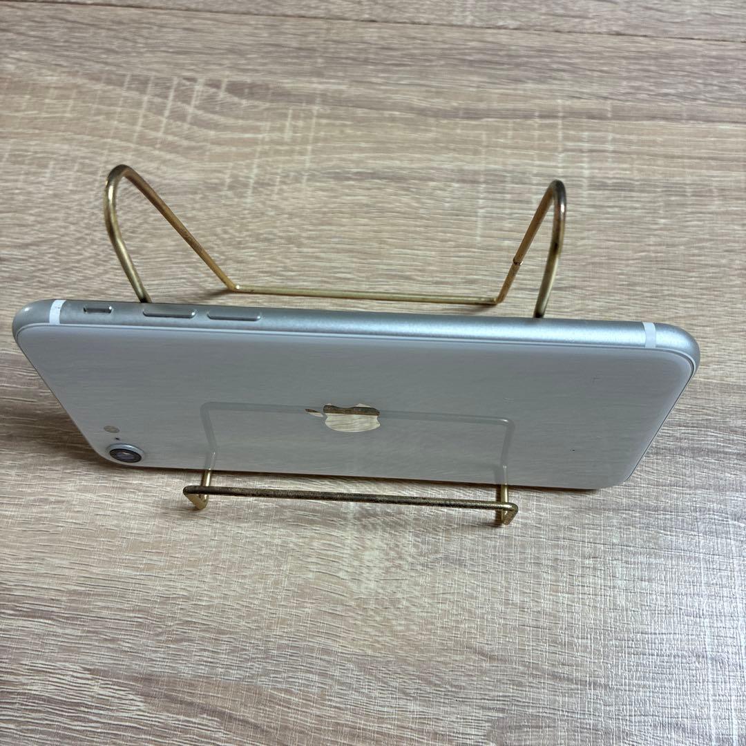 蒲*郎様 Apple iPhone SE 第2世代　ホワイト 本体