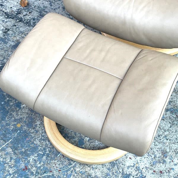 エコーネス　ストレスレスチェア　レノ　オットマン付き　ベージュ